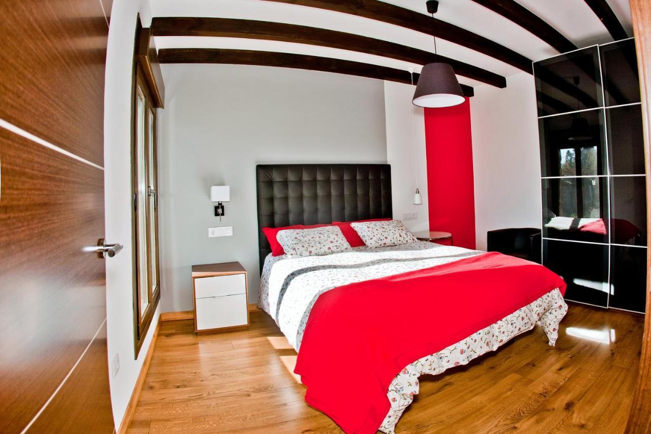 Apartamentos El Roble Valverde de la Vera Eksteriør billede