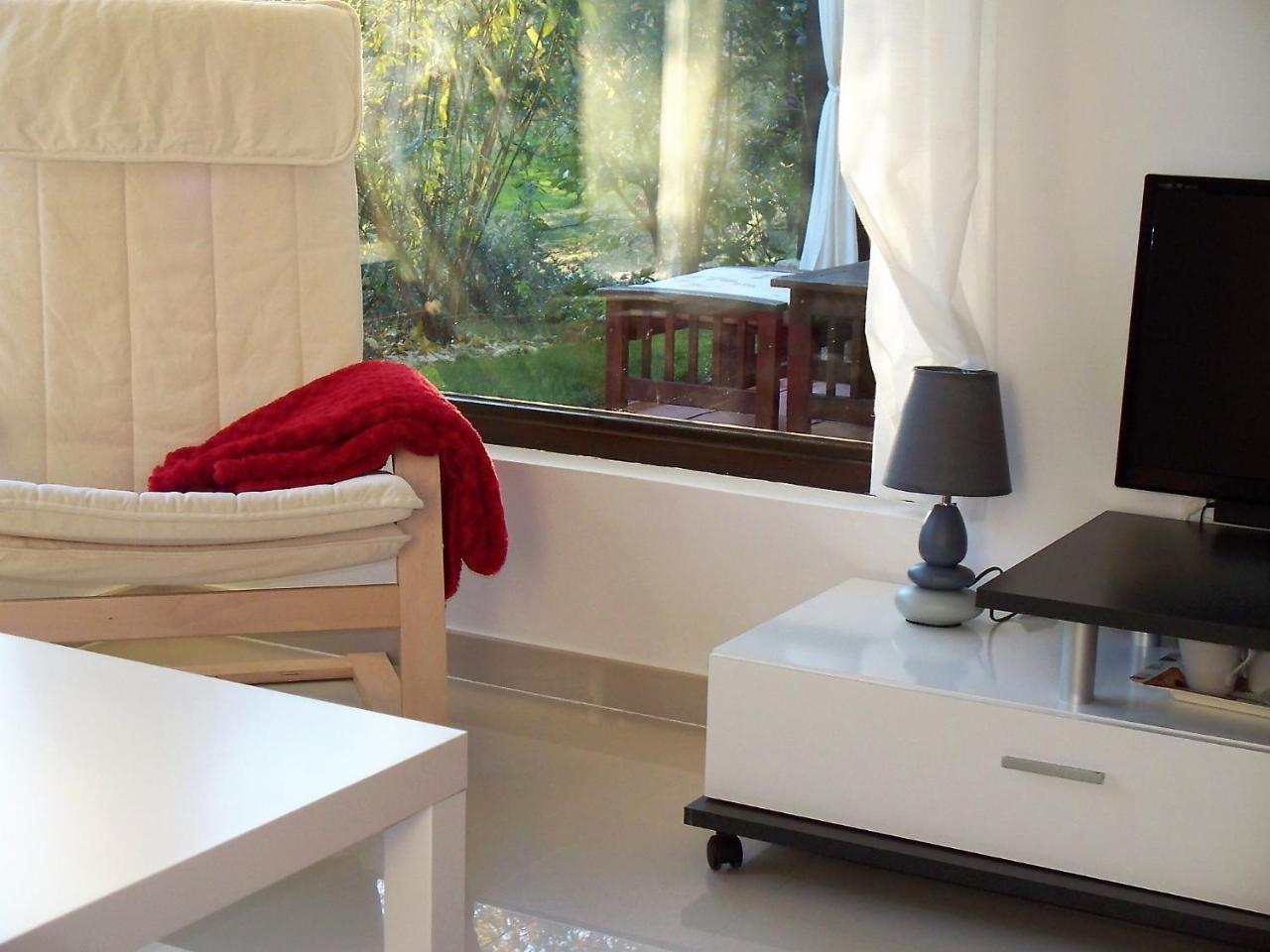Apartamentos El Roble Valverde de la Vera Eksteriør billede